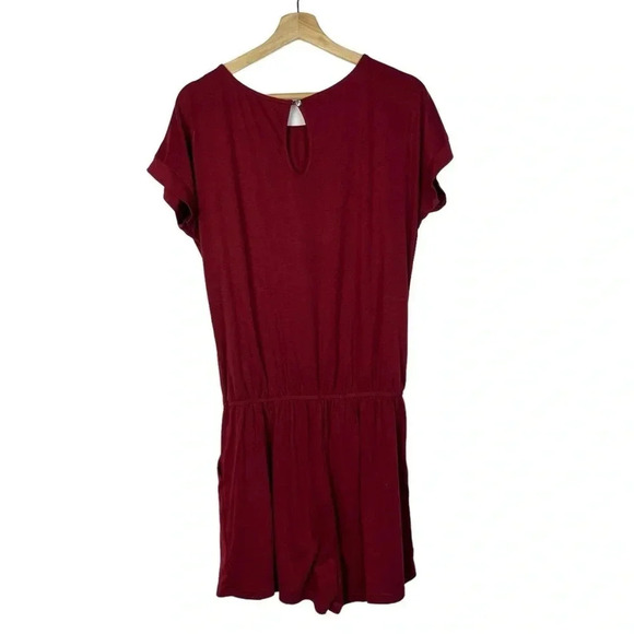 Boutique Dark Red Short Sleeve Romper L - Picture 2 of 4